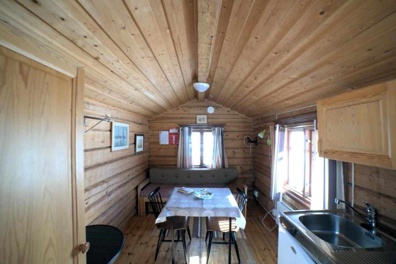 קריסטינאנקאופונקי Pukinsaaren Camping מראה חיצוני תמונה